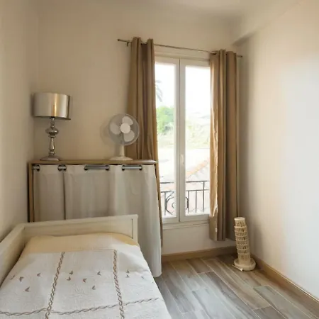 Stylish White And Red